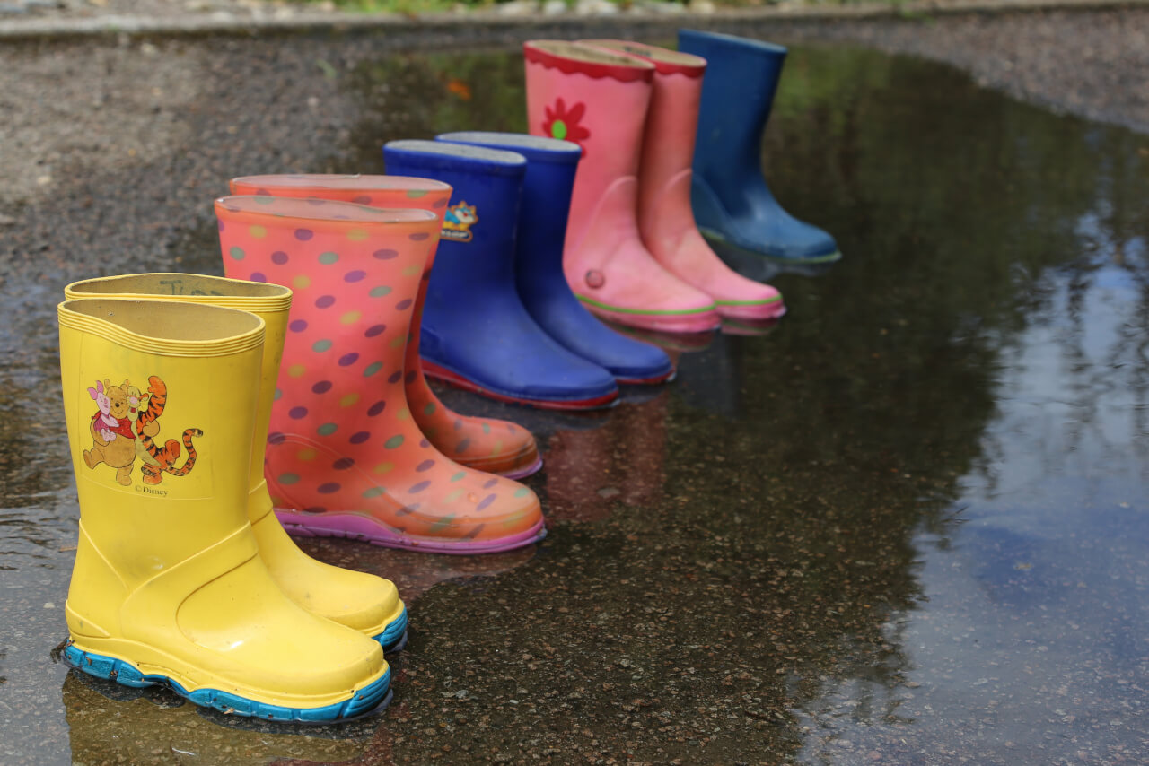 nine wellington boots, four pairs and one odd boot